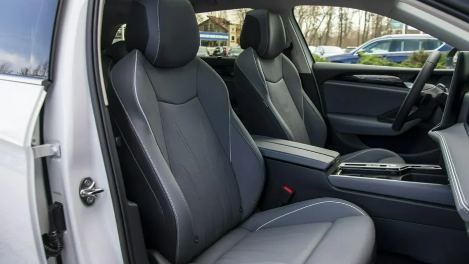 VOLKSWAGEN Passat -