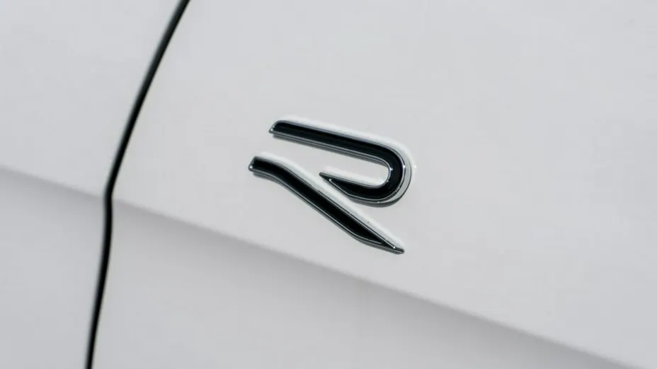 VOLKSWAGEN Passat -