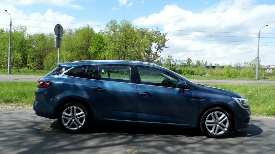 RENAULT Megane -