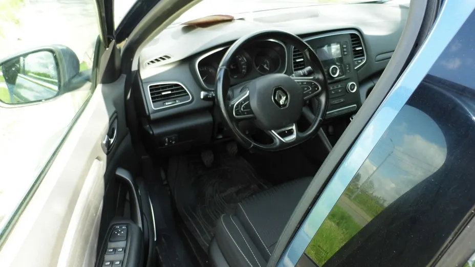 RENAULT Megane -