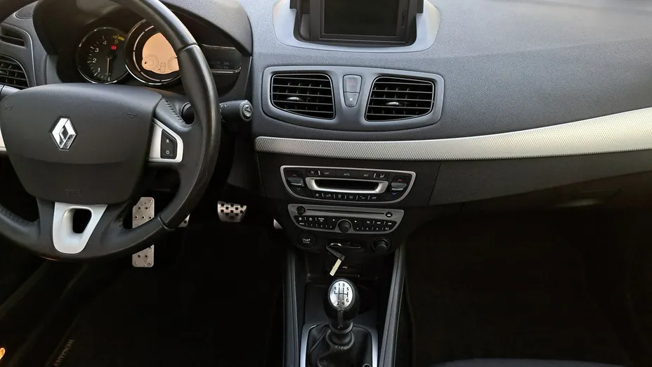 RENAULT Fluence -