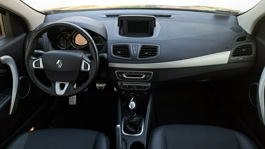 RENAULT Fluence -
