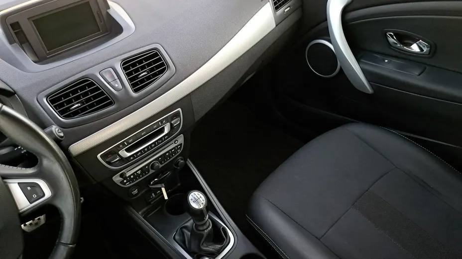 RENAULT Fluence -