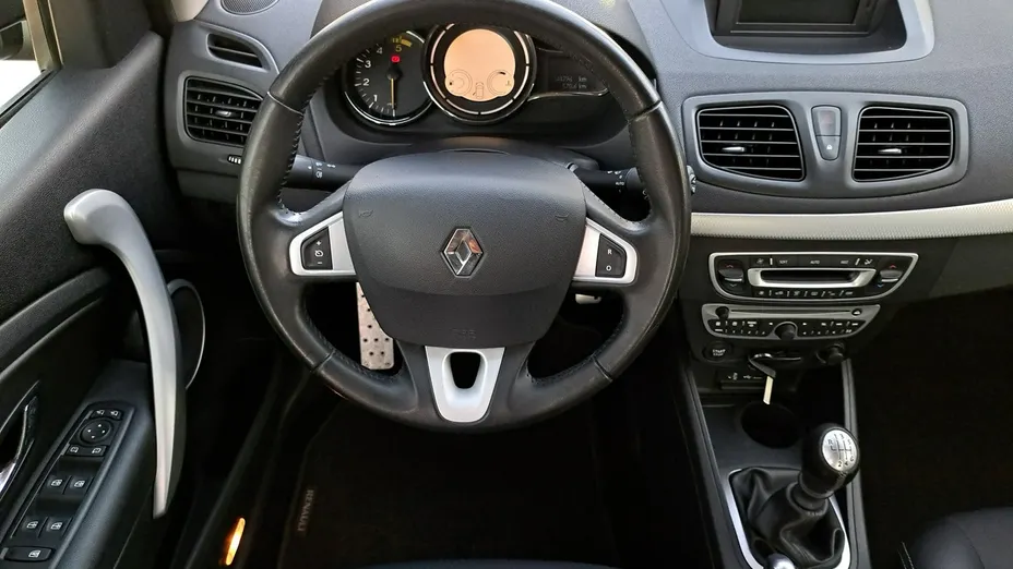 RENAULT Fluence -
