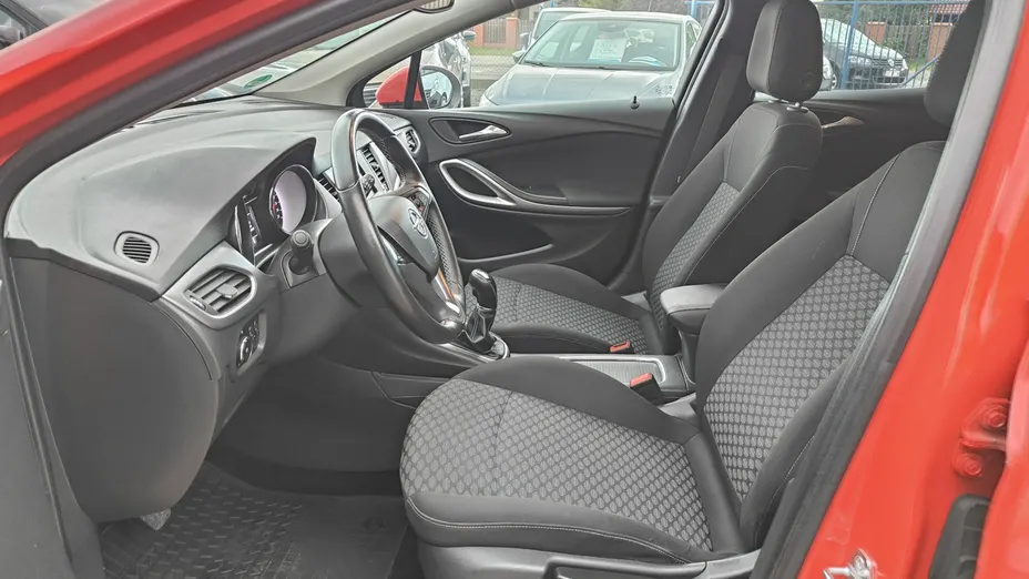 OPEL Astra -