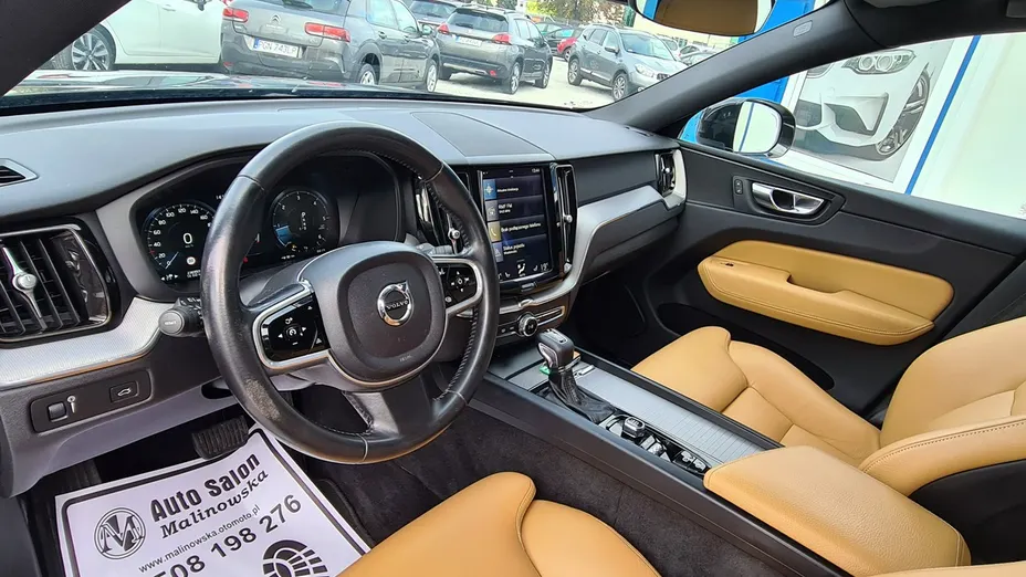 VOLVO XC60 -