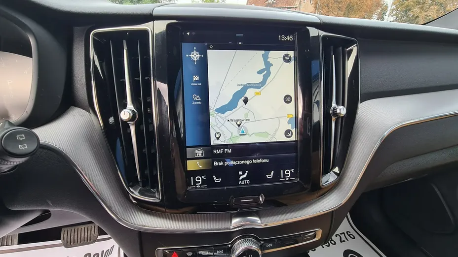 VOLVO XC60 -