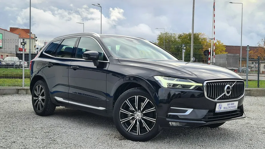 VOLVO XC60 -