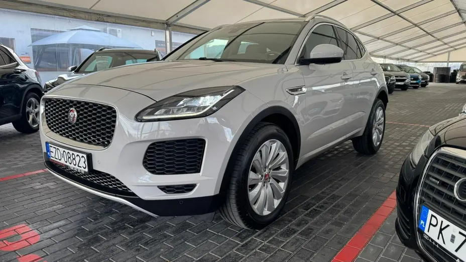 JAGUAR E-Pace -