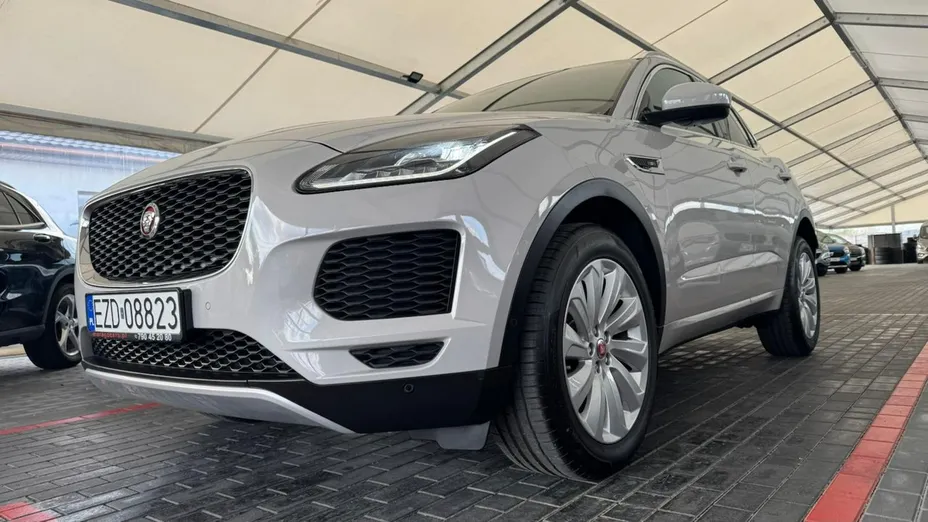 JAGUAR E-Pace -