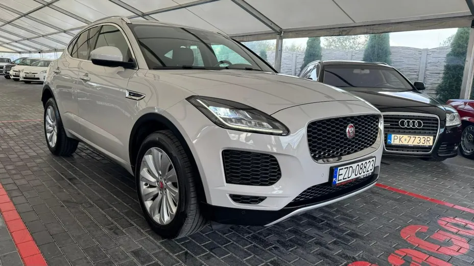 JAGUAR E-Pace -
