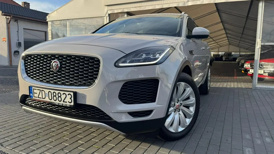 JAGUAR E-Pace -