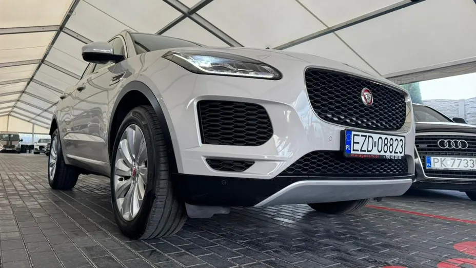 JAGUAR E-Pace -