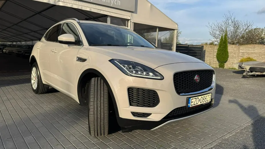 JAGUAR E-Pace -