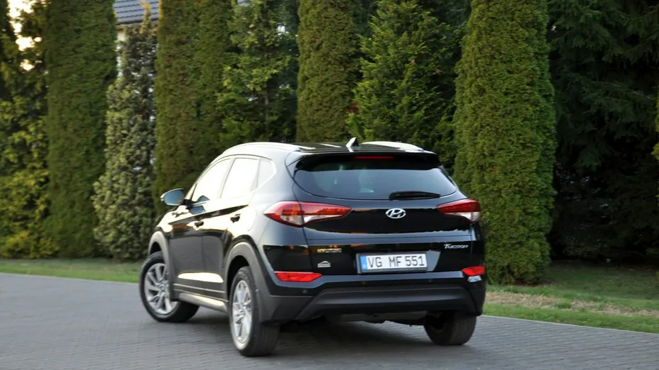 HYUNDAI Tucson -