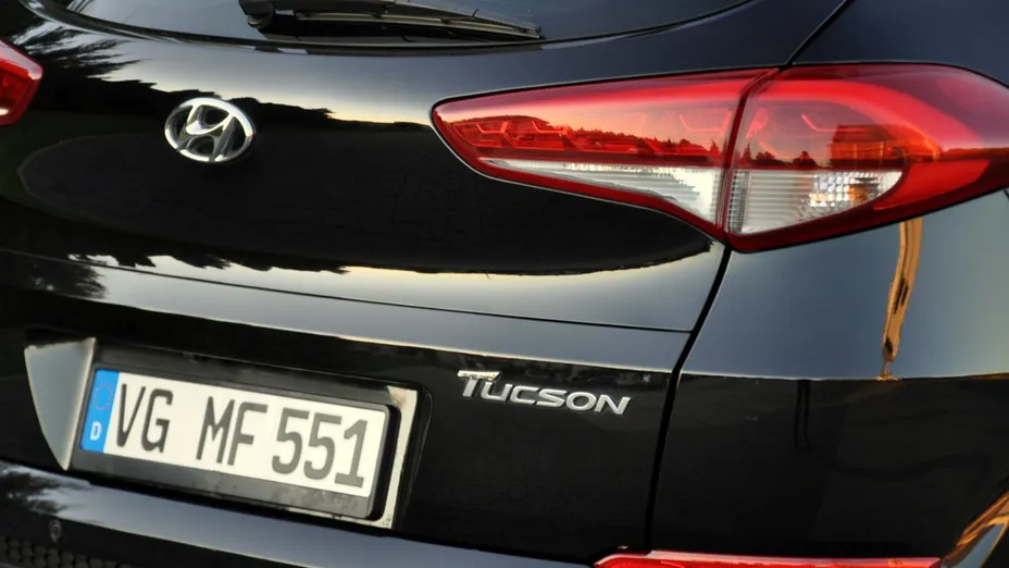 HYUNDAI Tucson -