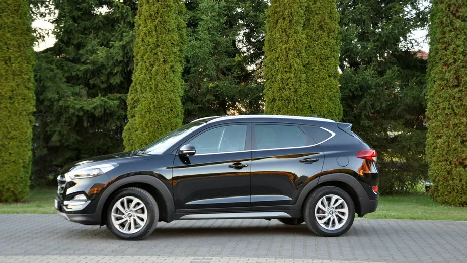 HYUNDAI Tucson -