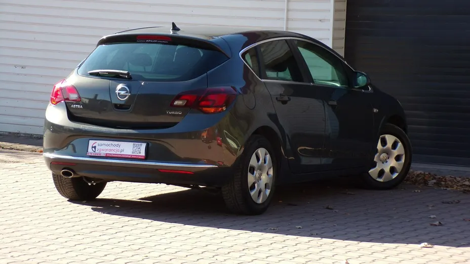 OPEL Astra -