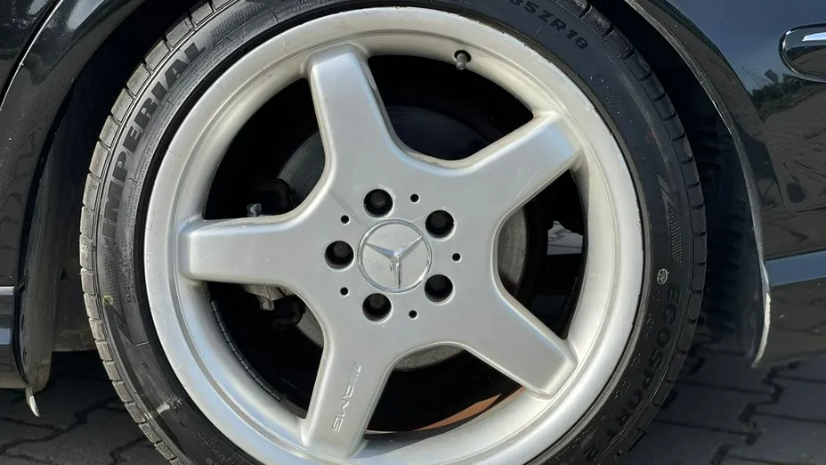 MERCEDES-BENZ E Klasa -