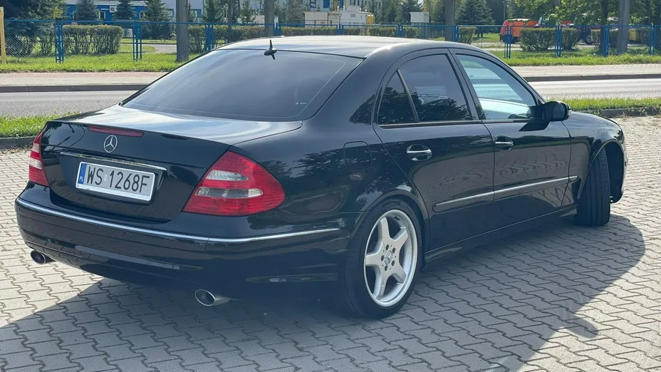 MERCEDES-BENZ E Klasa -