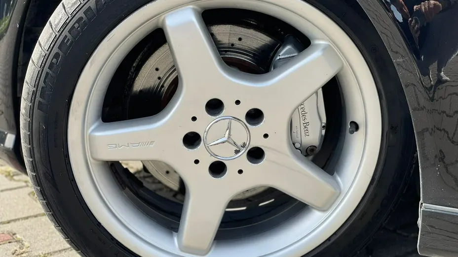 MERCEDES-BENZ E Klasa -