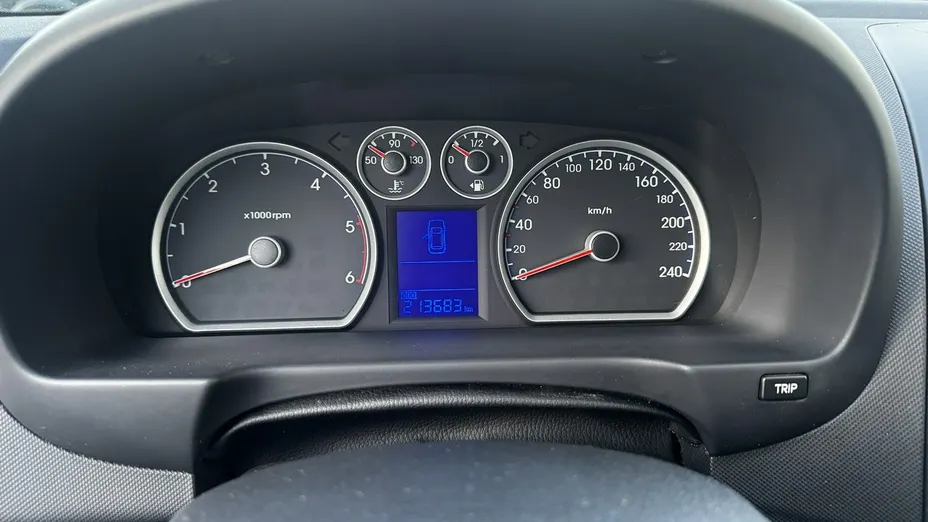 HYUNDAI i30 -