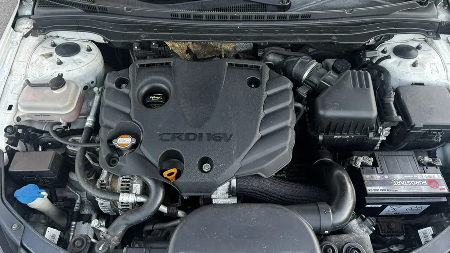 HYUNDAI i30 -