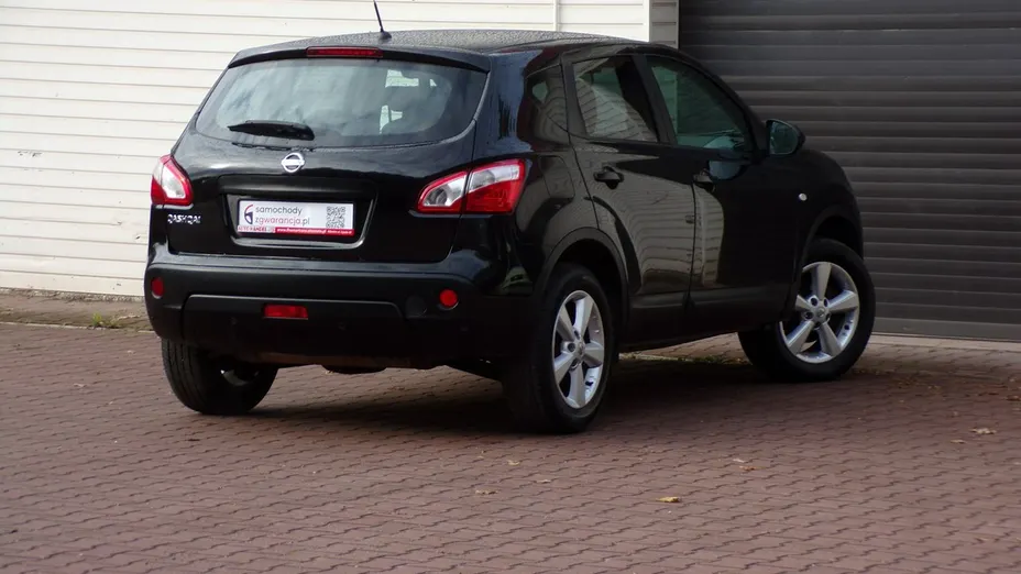 NISSAN Qashqai -