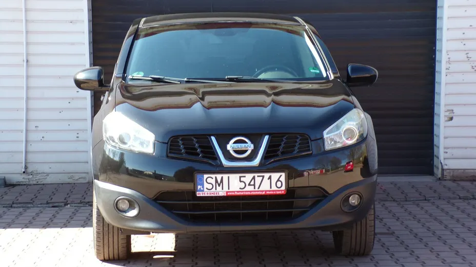 NISSAN Qashqai -