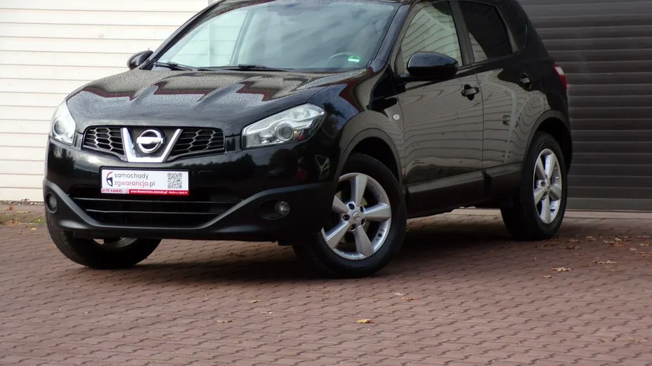NISSAN Qashqai -