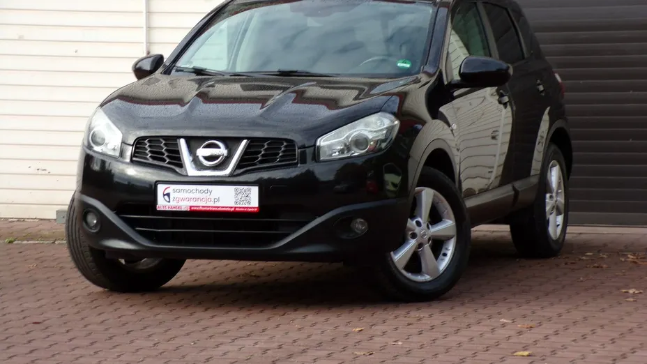 NISSAN Qashqai -