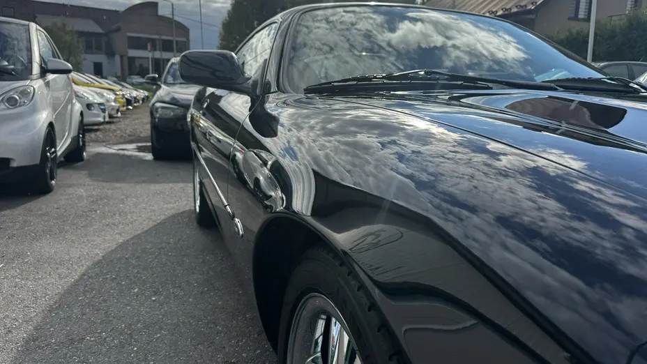 JAGUAR XK8 -