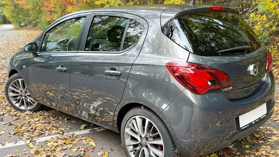 OPEL Corsa -