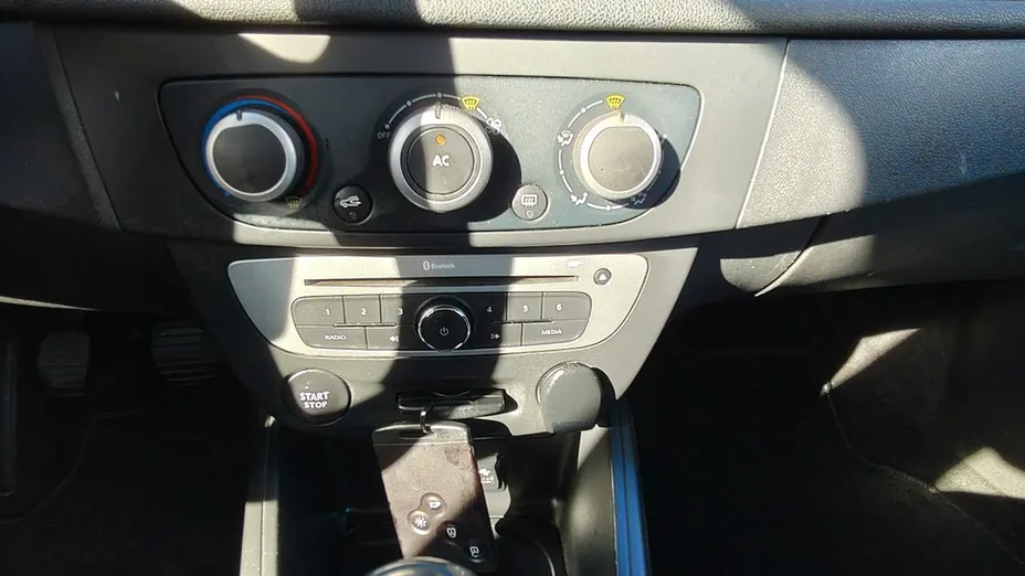RENAULT Megane -