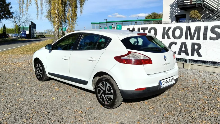 RENAULT Megane -