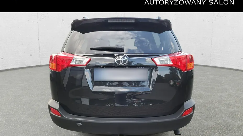 TOYOTA RAV4 -