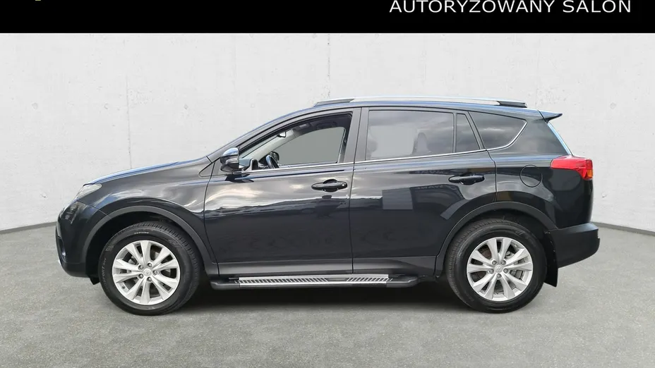 TOYOTA RAV4 -