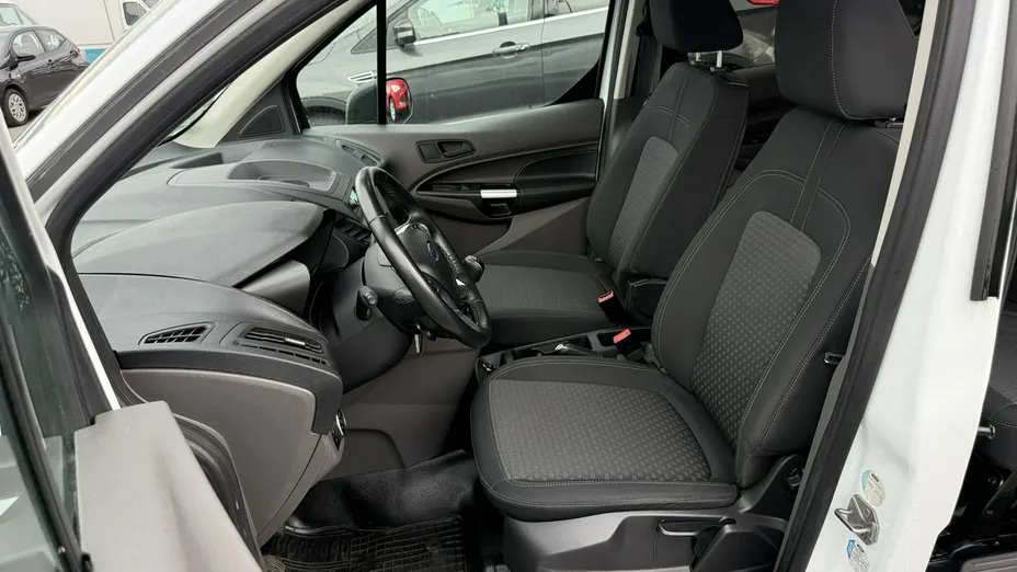 FORD Tourneo Connect -