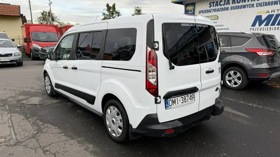 FORD Tourneo Connect -