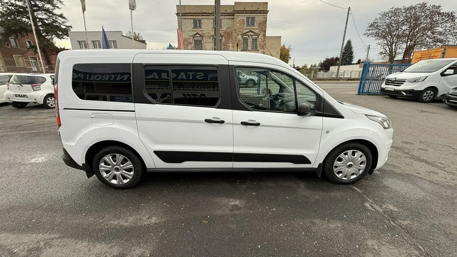 FORD Tourneo Connect -