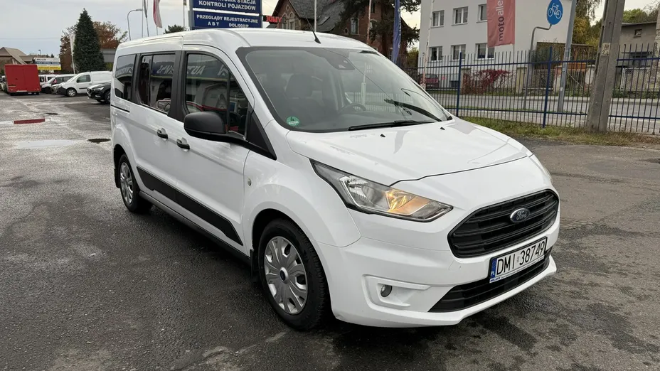 FORD Tourneo Connect -