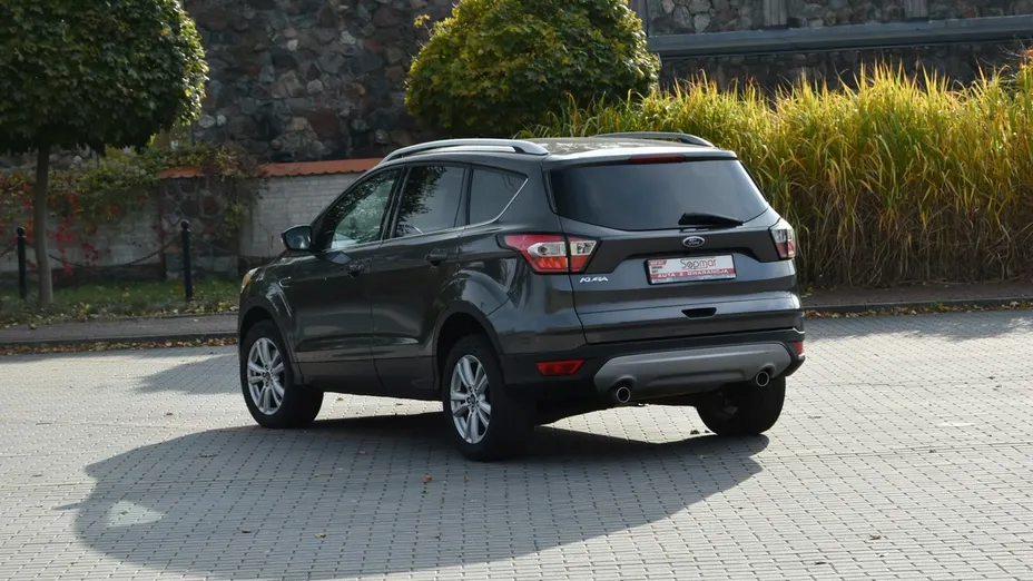 FORD Kuga -