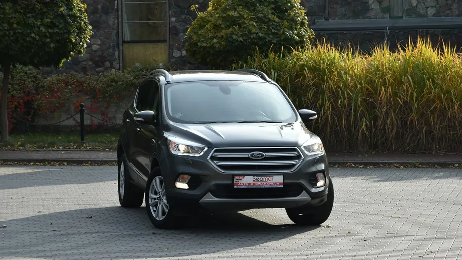 FORD Kuga -