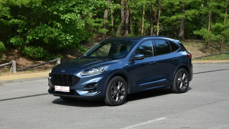 FORD Kuga -