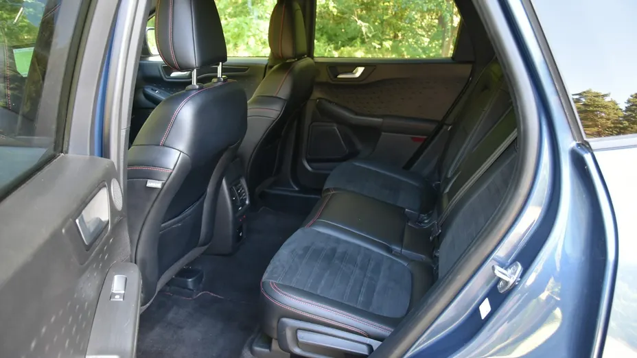 FORD Kuga -