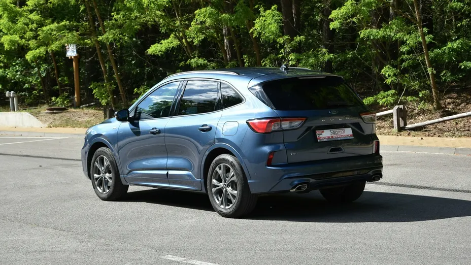 FORD Kuga -