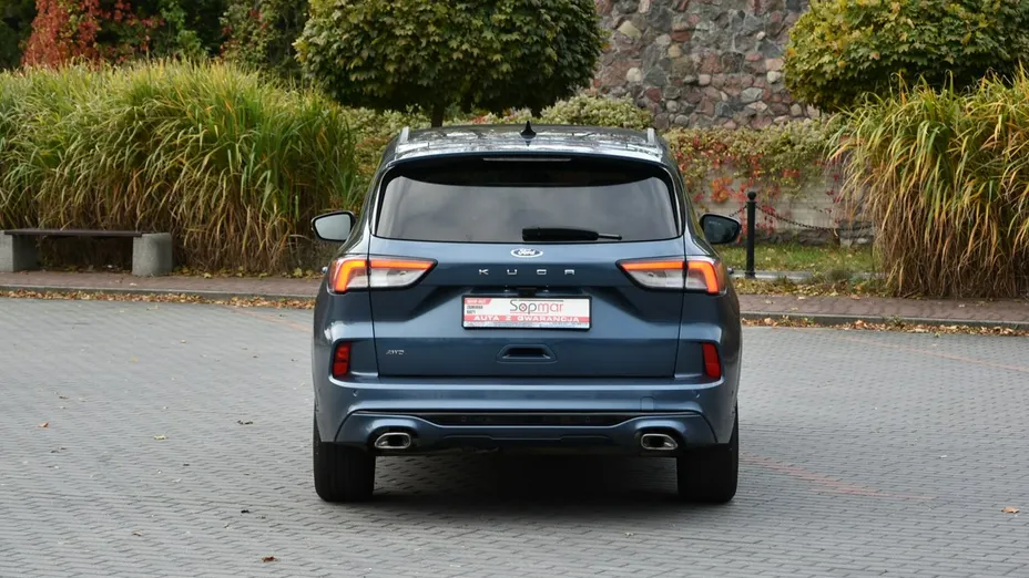 FORD Kuga -