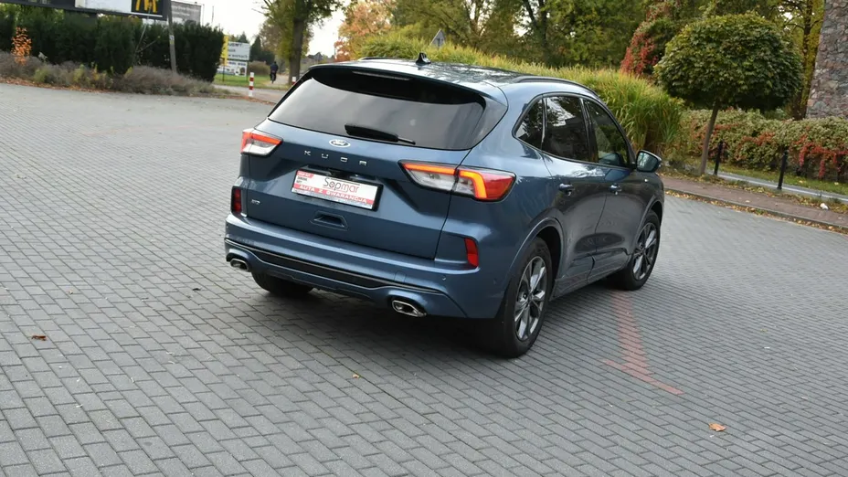 FORD Kuga -