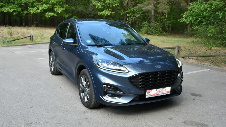FORD Kuga -
