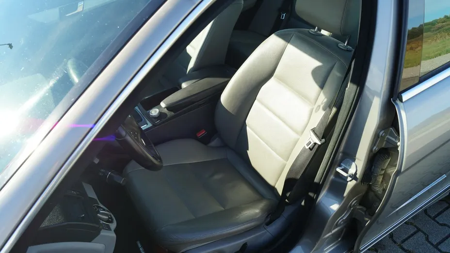 MERCEDES-BENZ C Klasa -